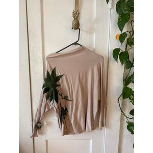 Women’s size large soft rayon green & beige sweater